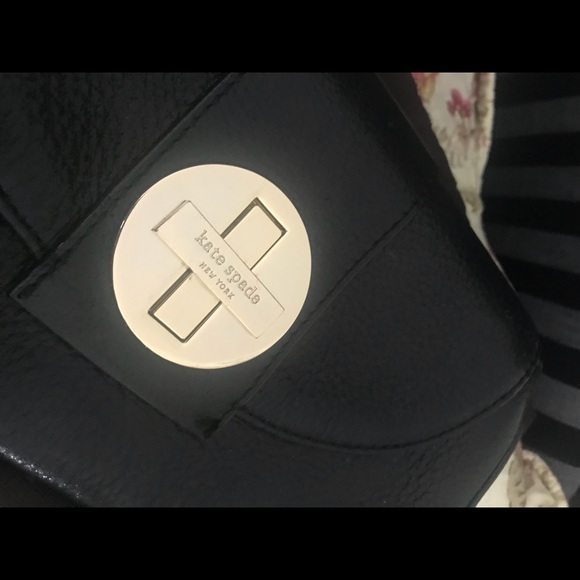 Beautiful like new Kate Spade bag. - Picture 5 of 7